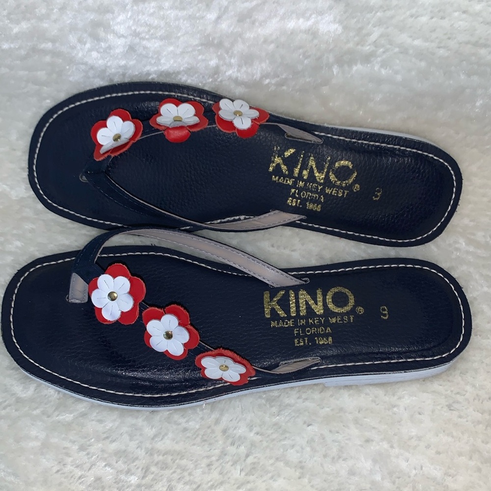 KINO thin strap sandals flip flops red white and blue Key West authentic size9